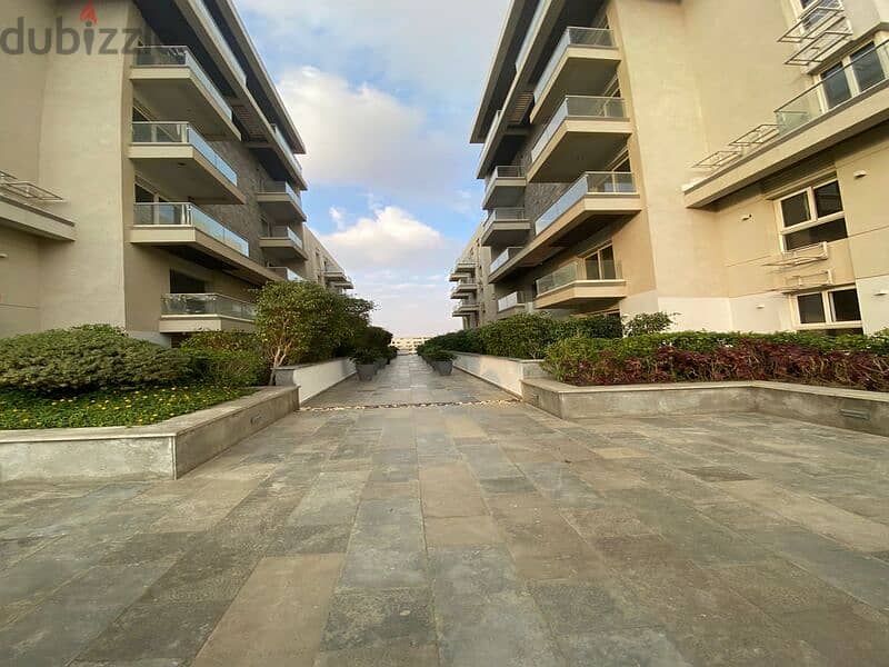 Sky roof 140m for sale best location in Mountain view ICity 4