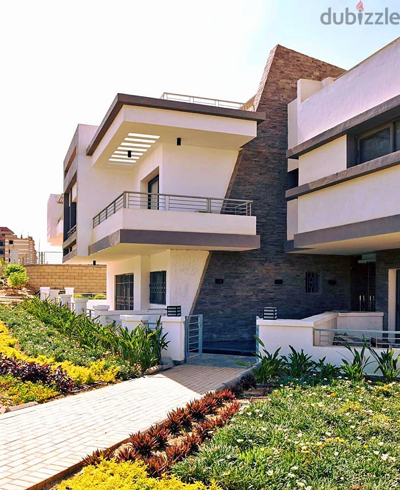 شقة للبيع 3 غرف فيو لاند سكيب في تاج سيتي أمام المطار | Apartment For sale 165M View Landscape in Taj City 2