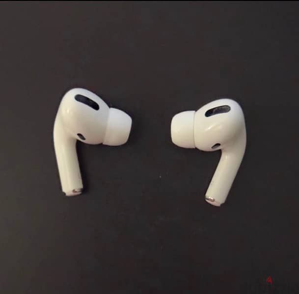 Apple AirPods Pro 1st Generation 4