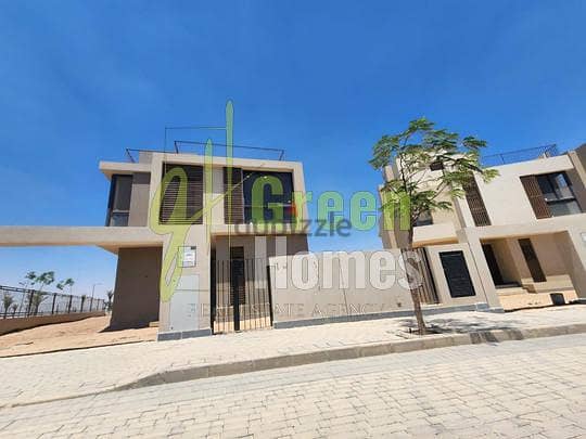 Town house corner for sale in sodic east under market price 1