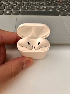 Apple AirPods 0