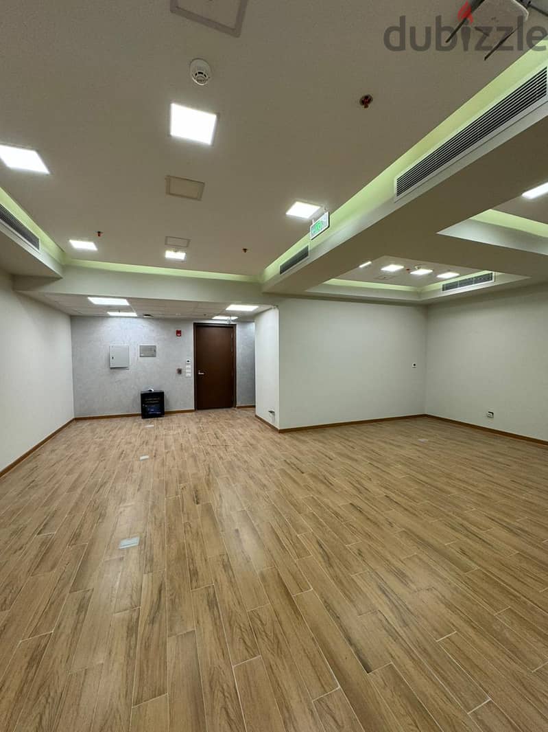 Office 95 meters for rent in Cairo Festival City, New Cairo 3