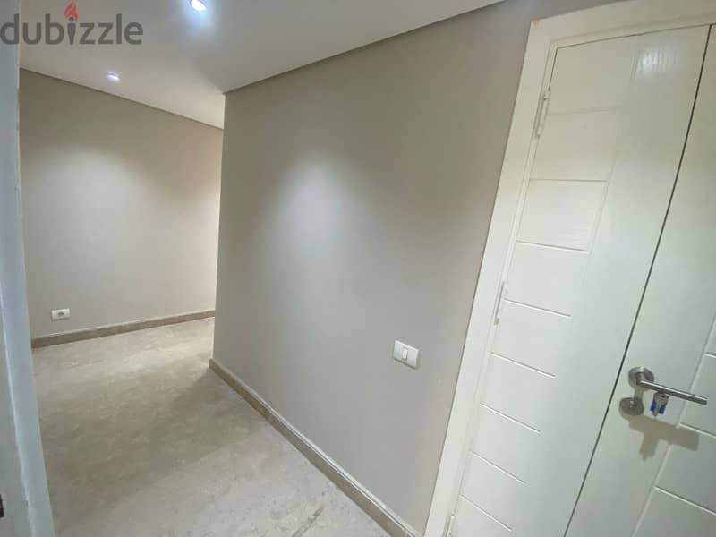 Apartment for rent in new Giza Amberville - Prime location 4