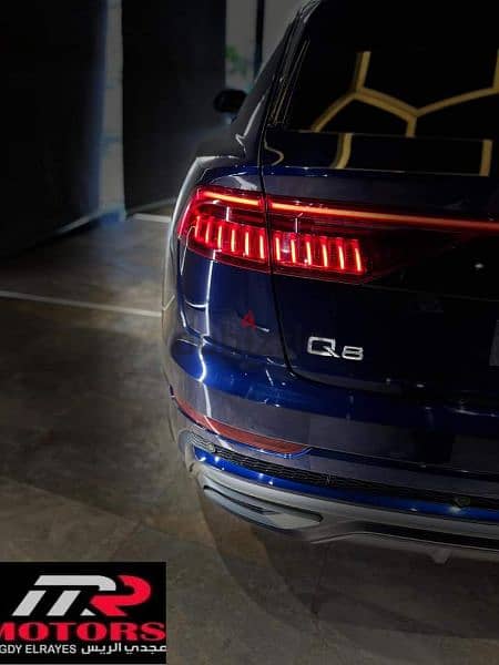 Audi Q8   S. line 3