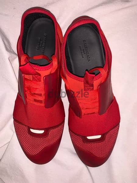 Authentic balenciaga race runner  size 42 ( 27.5 CM ) fits 43 8