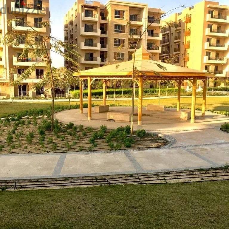 The most distinguished studio in Taj City Compound, area of 72 square meters for sale. Book now to benefit from the offer price. 18