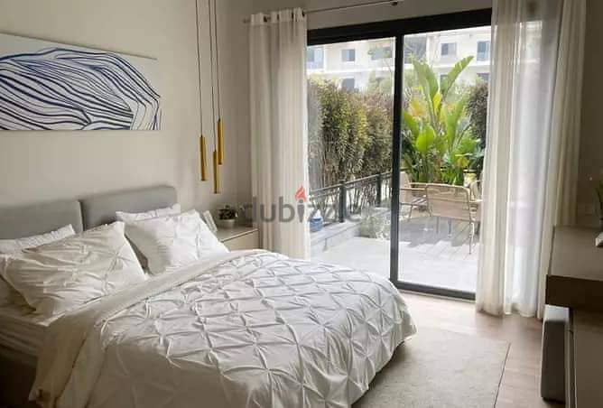 For sale apartment 232 m + room Nani in Sodic east Prime Location inside the compound in the heart of El Shorouk with installments 2