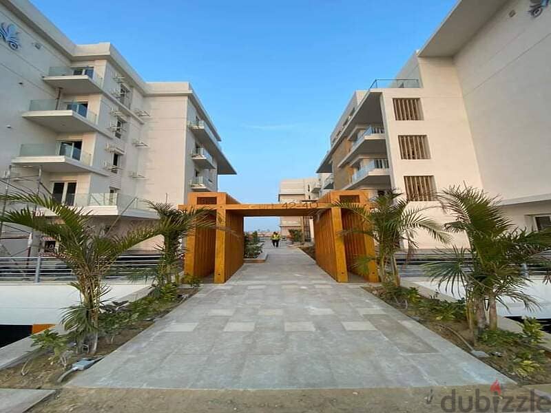 Mountain view icity October apartment for sale prime location ready to move  Bua : 185 m 3