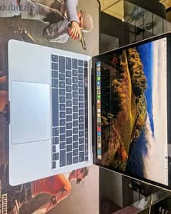 Macbook Pro m1 2020 8 ram 256g 13 inch