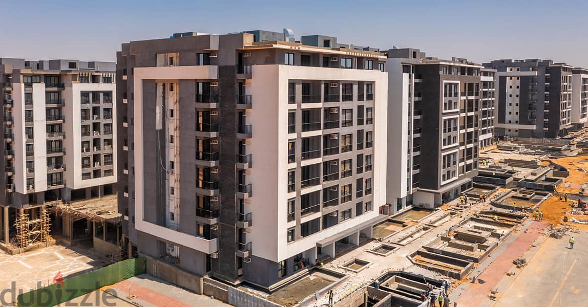 Immediate receipt of an apartment in Castle Landmark Compound in the Administrative Capital in R7, with a 10% down payment over 10 years 11