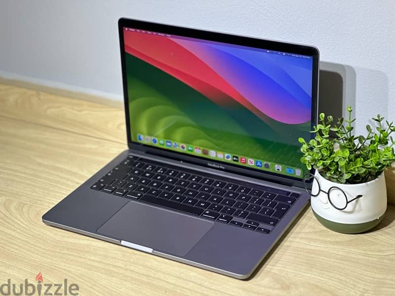 Macbook pro M1 with Apple care plus 2