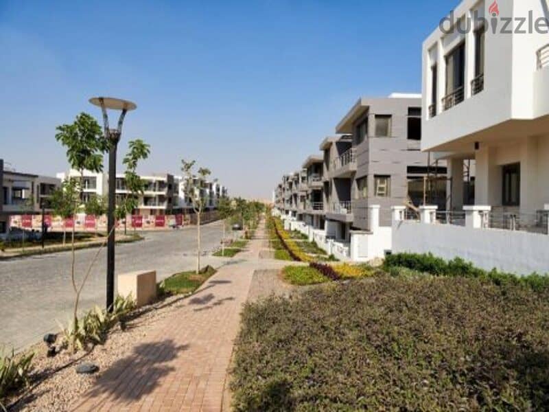 3 room apartment for sale in Taj City Suez Road Compound  Minutes for the first settlement شقه 169م غرف للبيع في كمبوند تاج سيتي طريق السويس 2
