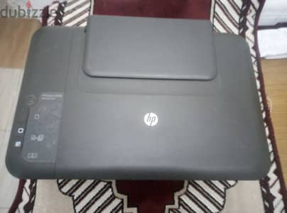 طباعة hp وسكانر وتصوير أبيض و أسود وألوان بالكرتونه والكبلات