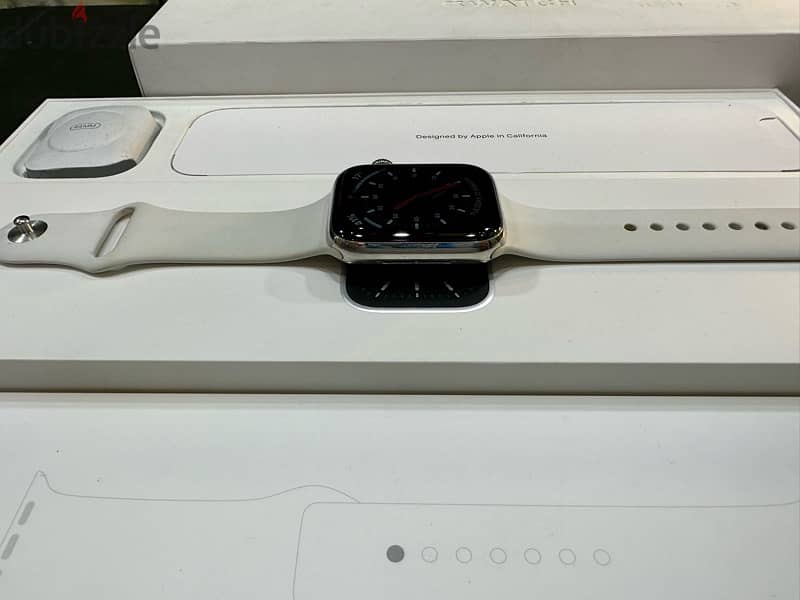 Apple Watch Series 6 Stainless Steel (44mm) SiLVER + Full BOX Like new 1