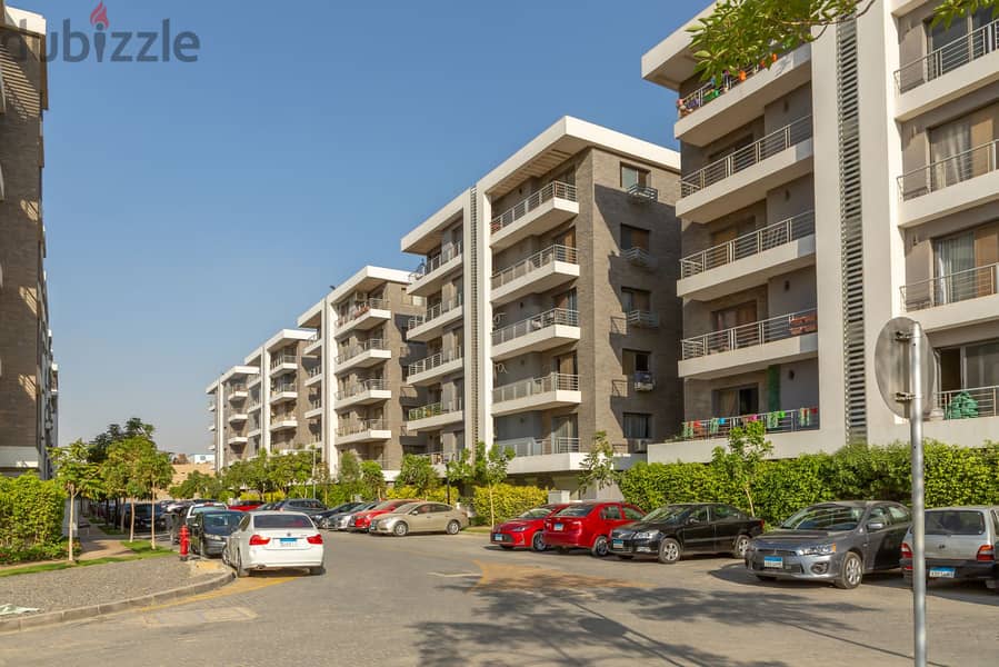 A two-room apartment at a special price in the heart of the First Settlement, direct on Suez Road, in a compound with full services and facilities 13