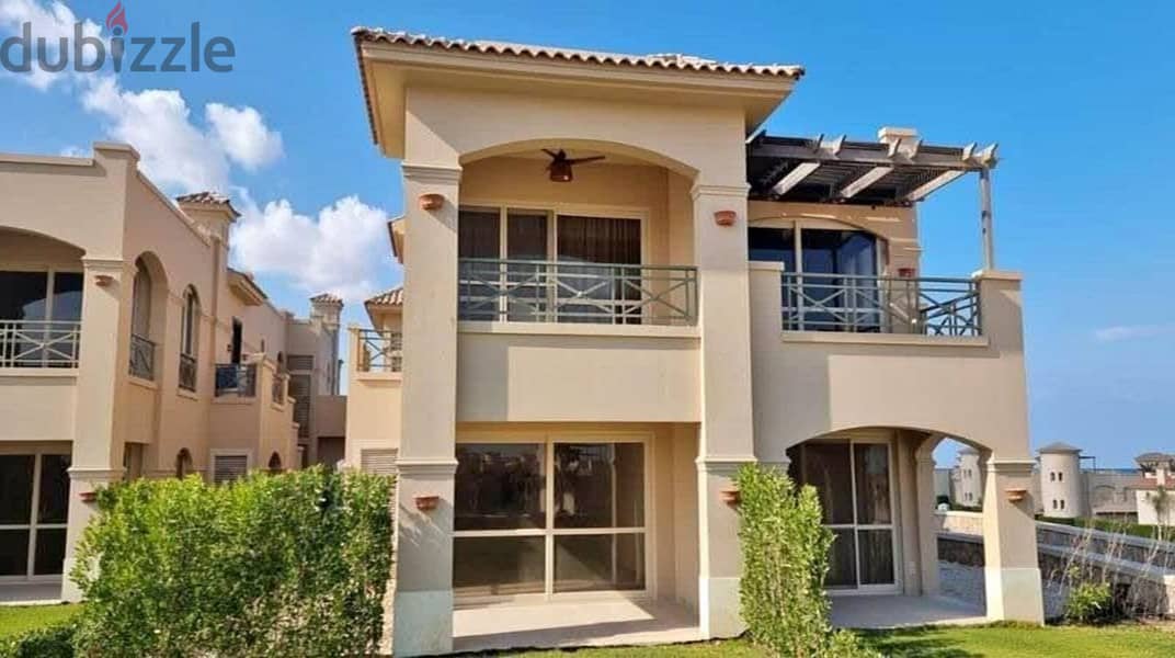 At a very special price, immediately receive a fully finished townhouse villa in La Vista Ray Sokhna 3