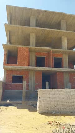 Ground 260 sqm + 149 sqm garden, receipt of the homeland for a year and a half, with a 25% down payment and 48 months installments 0