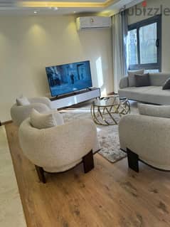 Fully Furnished Apartment 191m First Use In Eastown 0