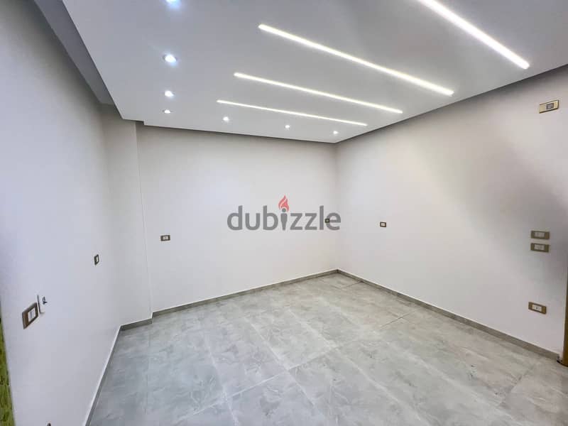 Ground floor apartment with garden for sale in the 7th District (Sheikh Zayed) 8