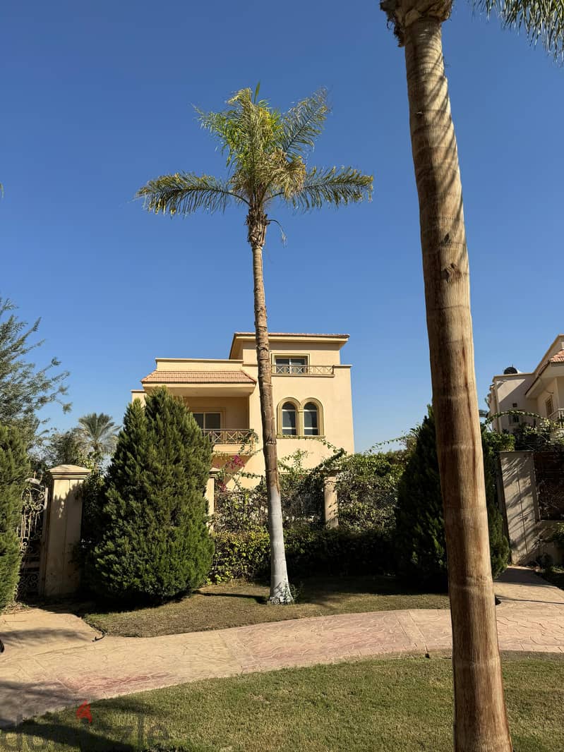 Wonderful villa in Greens Compound For Sale (Sheikh Zayed) 2