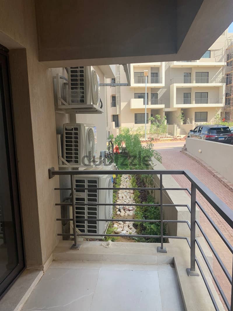 For sale apartment ready to move , in Al Marasem Fifth Square Compound 5