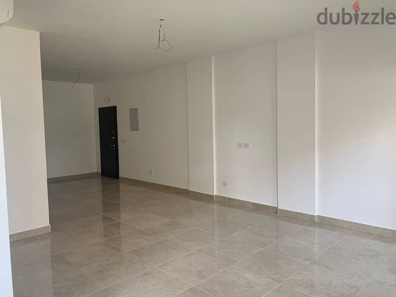 For sale apartment ready to move , in Al Marasem Fifth Square Compound 6