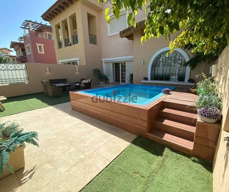 villa for sale 556m with prime location in hyde park with installments 4