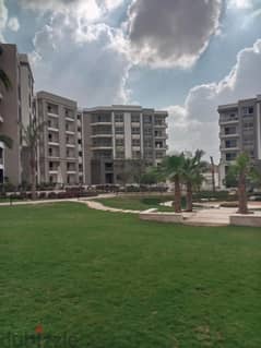 for sale apartment 3-bedrooms 191m  with installments in Hyde Park View landscape