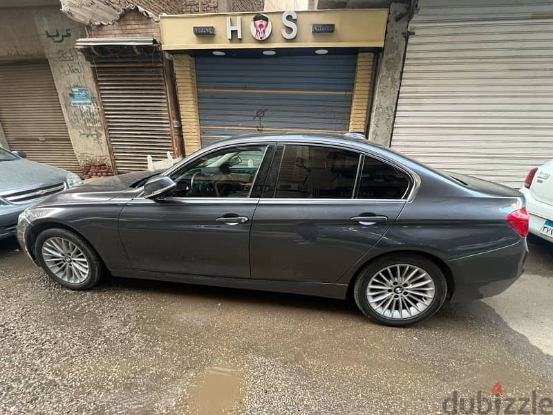 BMW 320i 2019 9