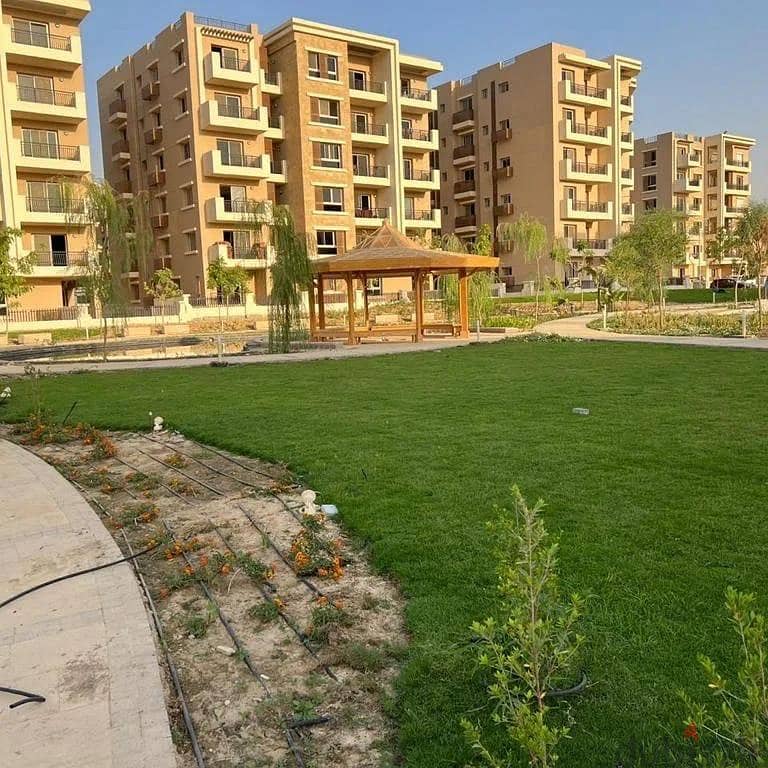 In Taj City Compound, a distinctive 208 sqm duplex for sale in front of Cairo Airport, Taj City, with a 5% down payment. 24