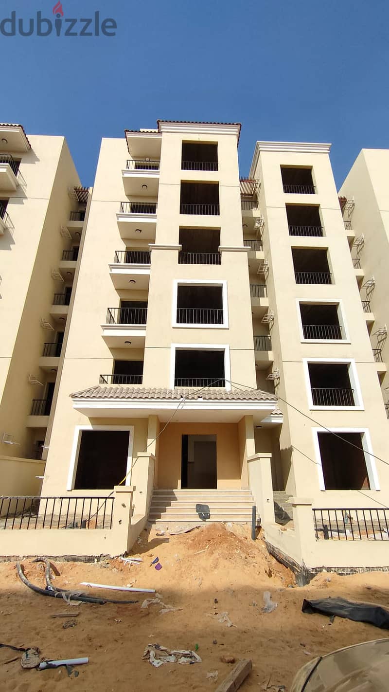Duplex 136 sqm with 20 sqm garden, fenced with Madinaty, for sale in Sarai Compound in New Cairo, at a special cash price 1