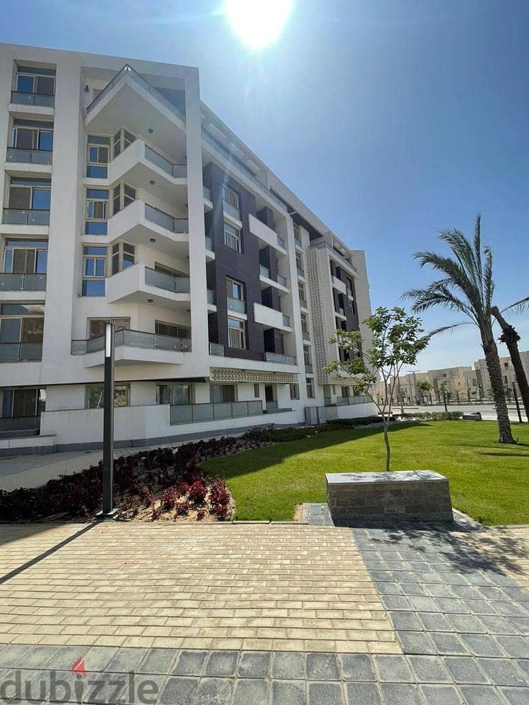 157 sqm apartment for sale, immediate receipt, 3 rooms, fully finished, in Downtown, Al Maqsad Compound 3