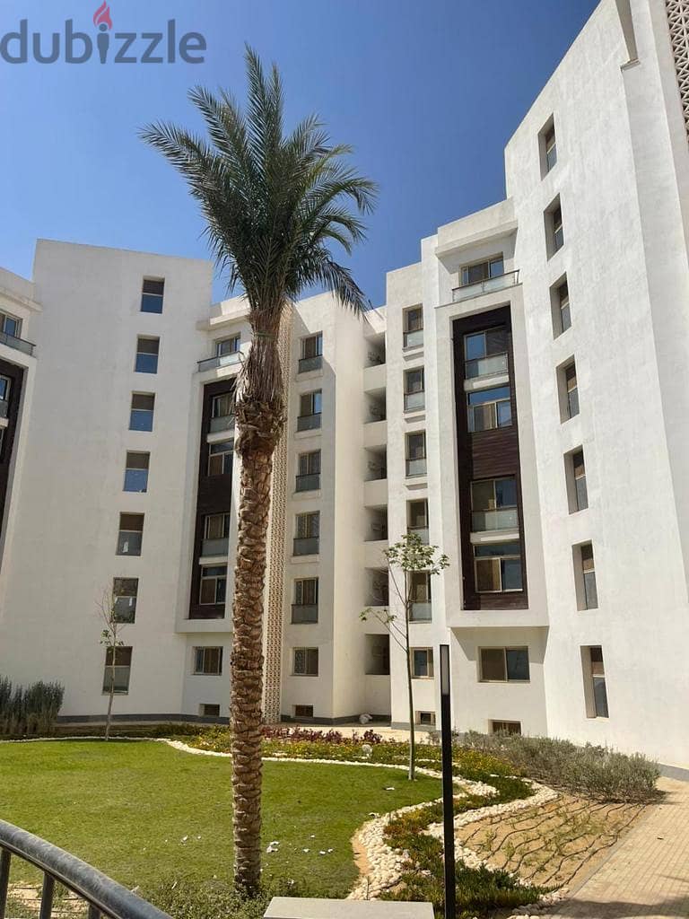 157 sqm apartment for sale, immediate receipt, 3 rooms, fully finished, in Downtown, Al Maqsad Compound 7