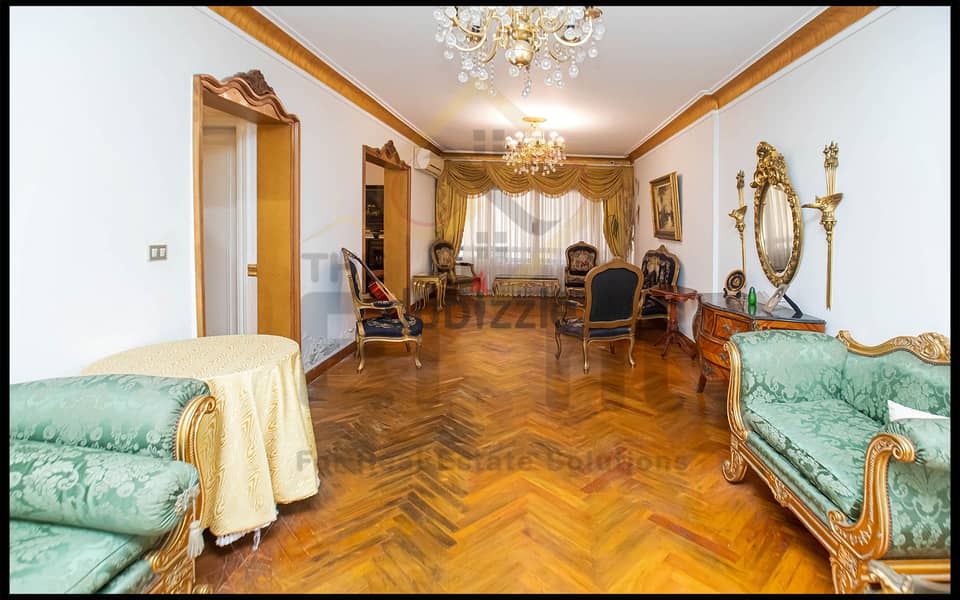Apartment For Sale 225 m Zezenia (El-Horeya Rd) 3