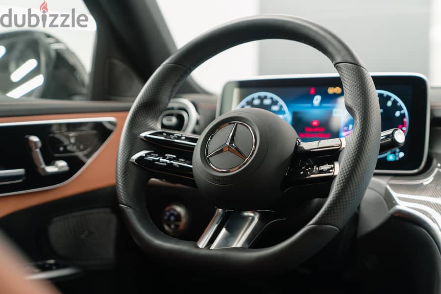 Mercedes C300 AMG MODEL : 2022 3