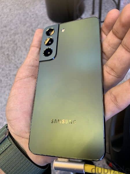 Samsung S22 128/8 2