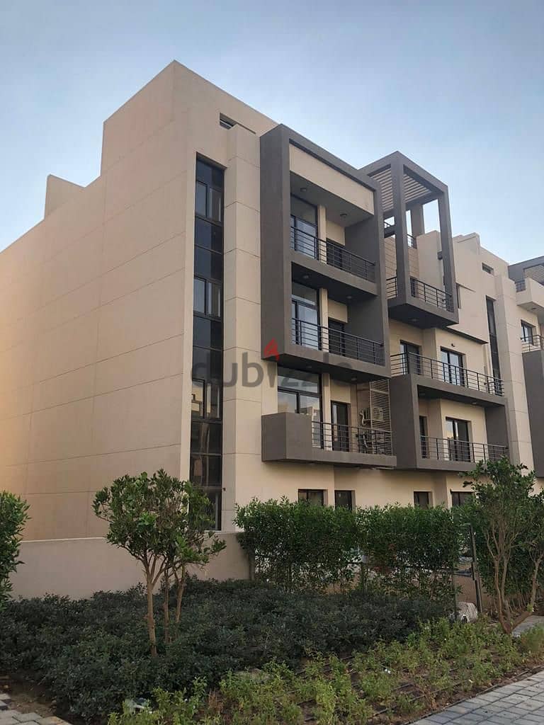 apartment 172 m fully finished prime location , al marasem , fifth square 1