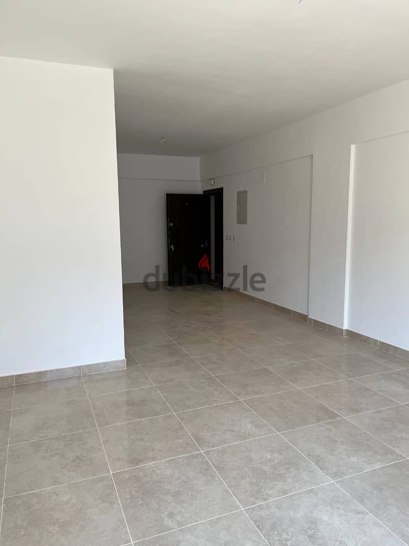Apartment 156m 3 bedrooms   for rent in Fifth square compound 4