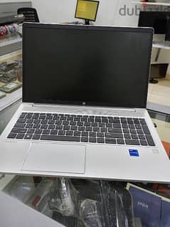 HP proBook 450 G9
ci7 -th12 0