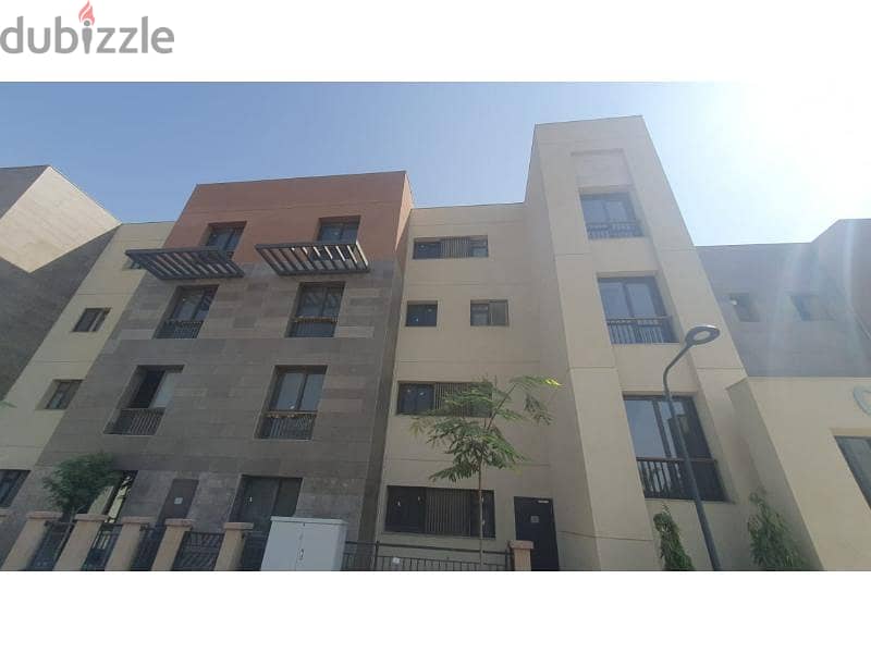 Delivered Penthouse in District 5 New Cairo 1