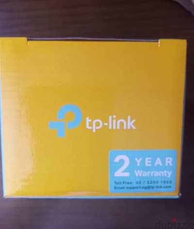 مقوى شبكة محلية لاسلكية من TP LINK  جديد لم يستخدم