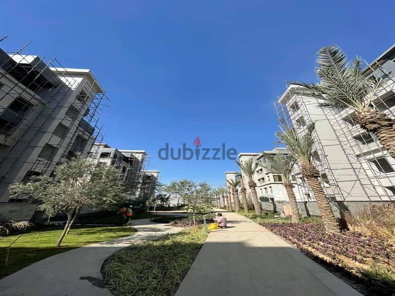 Apartment for sale in Trio Gardens with private entrance in Fifth Settlement 7