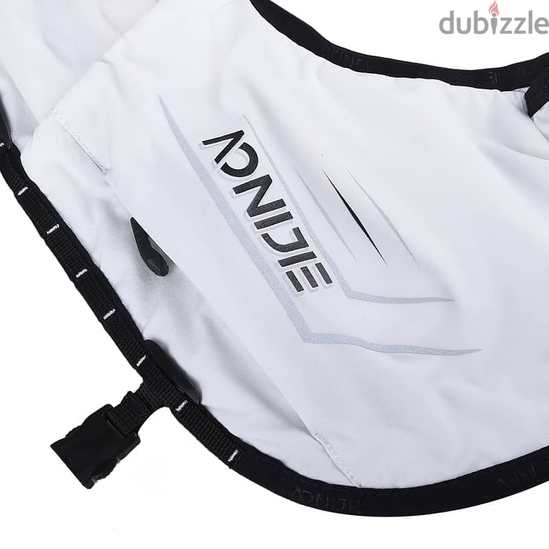 AONIJIE C9108 White Outdoor Running Backpack Pack with Water Bladder M 2