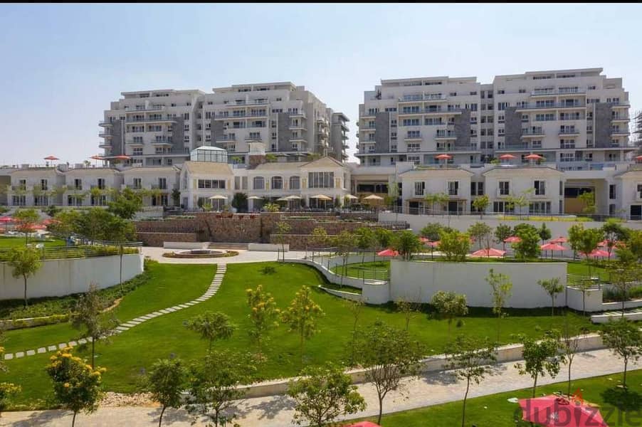 For sale, a very special apartment in the lagoon phase, 165 m, at a very attractive price, in Mountain View i City Compound, Fifth Settlement 10