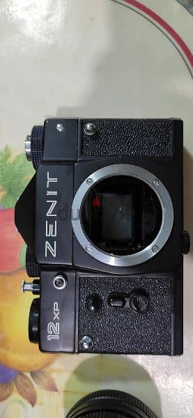 zenit 12 xp camera