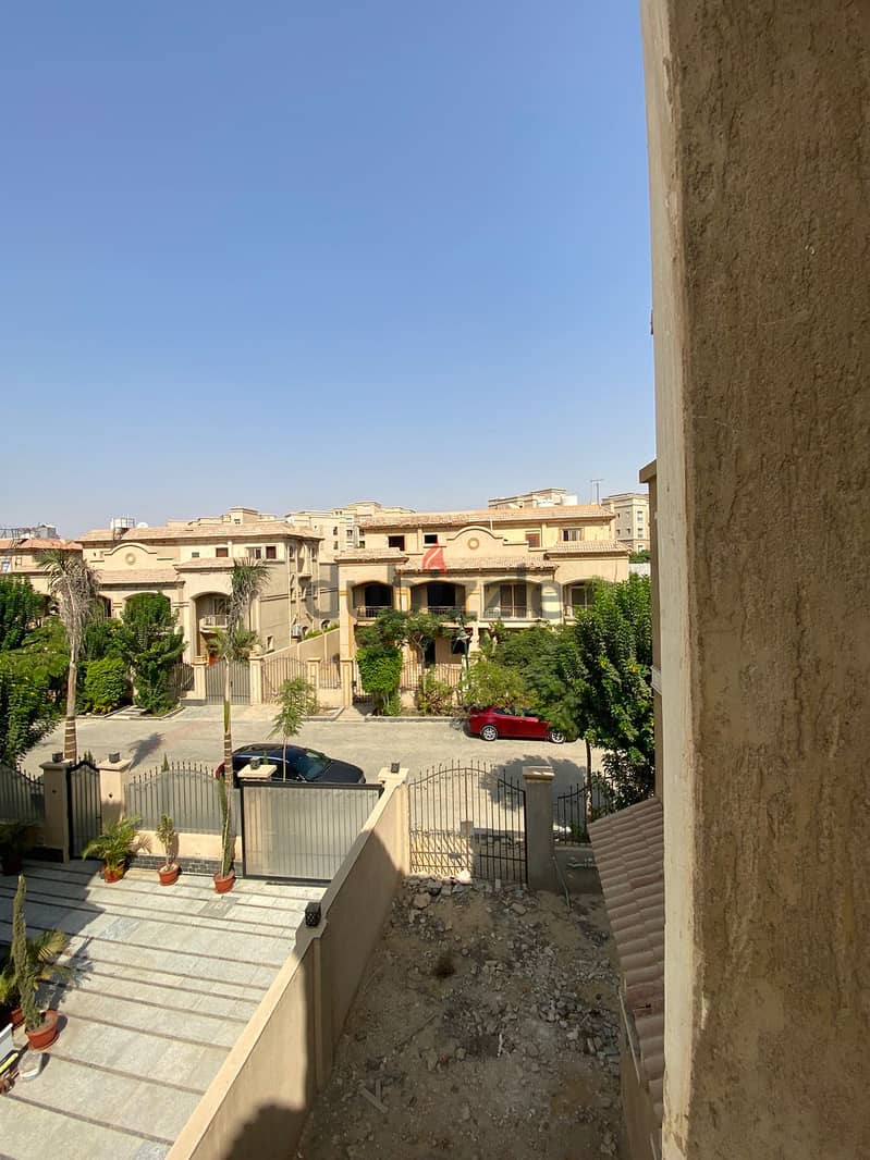 Distinctive standalone villa, 690 square meters, in the Etoile de Ville compound, Al Ahly Sabbour, in the Fifth Settlement. 3