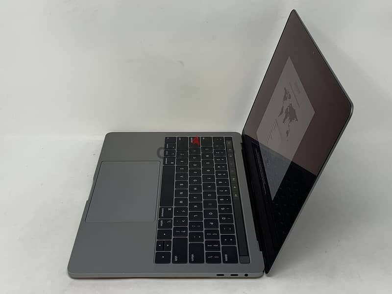 MacBook Pro 2019 Touch Bar Space Gray 2.4GHz i5 16GB 256GB SSD 2