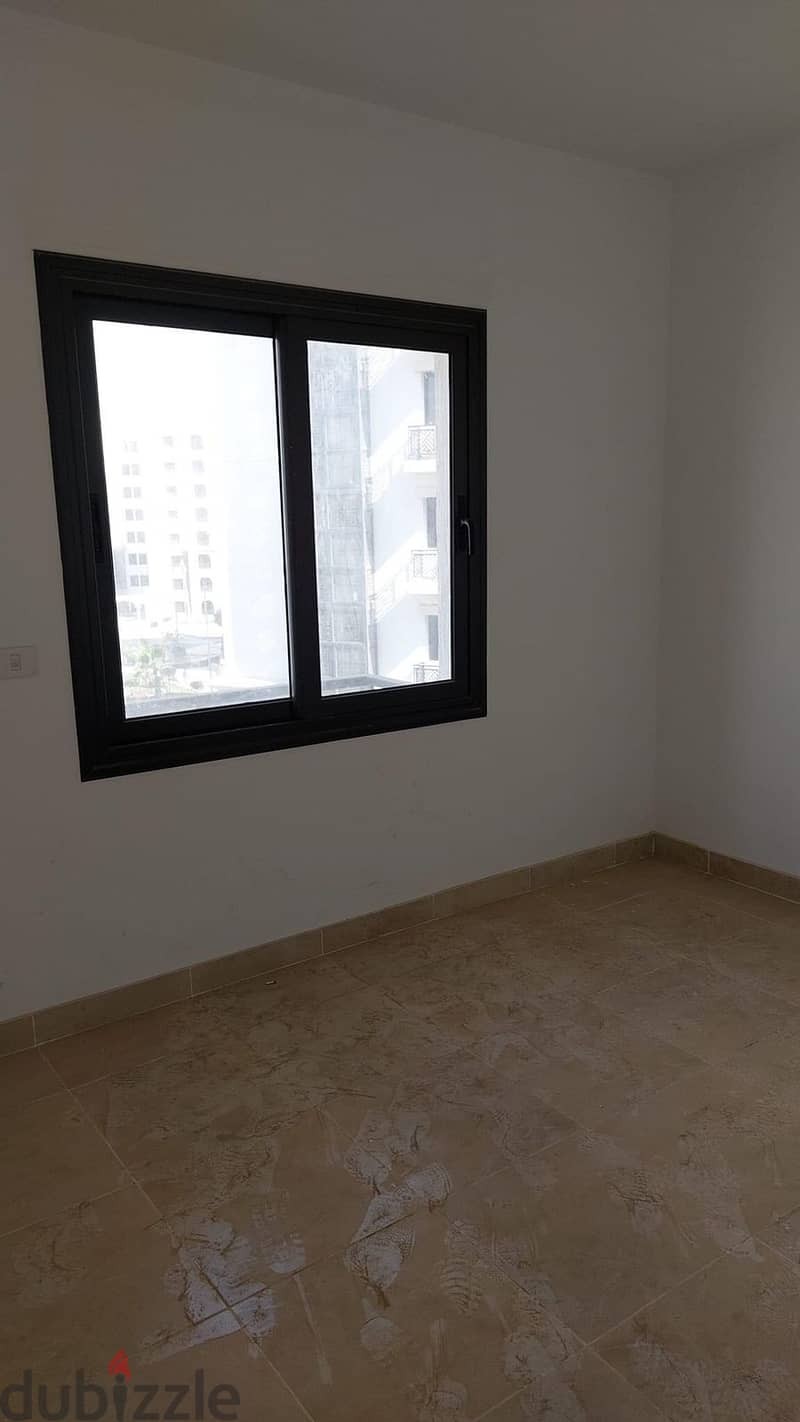 apartment for sale 158 m fully finished ready to move with down payment 4 M  and installments 83 K very prime location in Cielia compound in new cairo 11