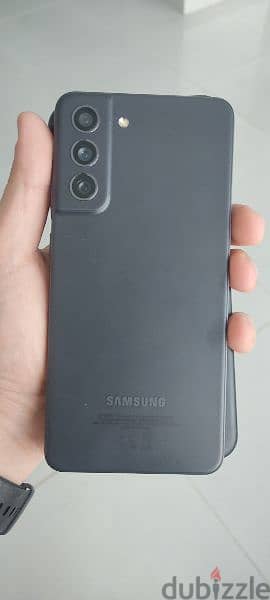 للبيع موبايل سامسونج بحالة الجديد Samsung s21 fe 1