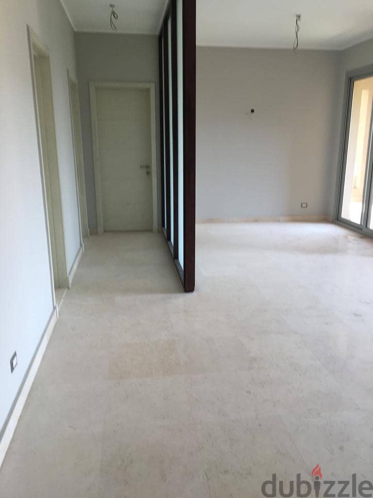 Apartment for  rent in village gate 3